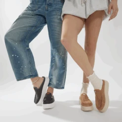 Austin Lift Leather Women - Black 19 Austin Lift Leather Women - Black -Hey Dude Store 250613 HEYDUDE NAM AustinLiftRefresh Onsite AltPDP 900x900 V2