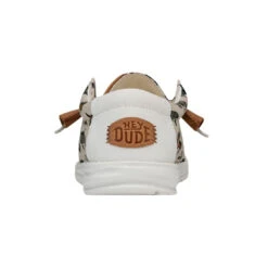 Wally Fish Lure - White -Hey Dude Store 40624 100 WALLYFISHLURE WHITE LEFTBACK