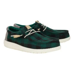 Wally Buffalo Plaid - Hunter Green -Hey Dude Store 40657 3WF WALLYBUFFALOPLAID HUNTERGREEN PAIR conversion1 effbfaba 67c3 4486 8a38 a79830ac27f4