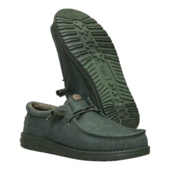 Wally Stretch Canvas - Deep Green -Hey Dude Store 40700 3TJ WALLYSTRETCHCANVAS DEEPGREEN PAIR BOTTOM conversion1