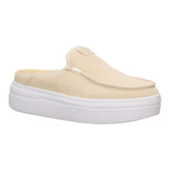 Austin Lift Classic - Custard -Hey Dude Store 41272 716 AUSTINLIFTCLASSIC CUSTARD 3QTR conversion1