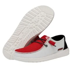 Wendy Louisville Cardinals - Louisville Red/White 10 Wendy Louisville Cardinals - Louisville Red/White -Hey Dude Store 41331 646 WENDYLOUISVILLECARDINALS REDWHITE LEFTPAIRBOTTOM