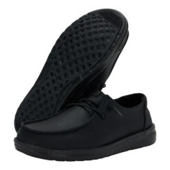 Wendy X Classic - Triple Black -Hey Dude Store 42872 0WC WENDY WORK CLASSIC TRIPLE BLACK RIGHT PAIR BOTTOM d0fd4582 9035 49a8 b40d 71a132d78276