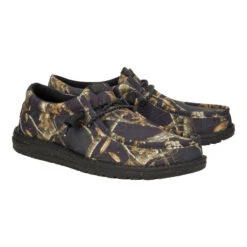 Wally Realtree Edge® Colors - Black/Camo -Hey Dude Store 43052 0DQ WALLYREALTREEEDGECOLORS BLACKCAMO PAIR conversion1