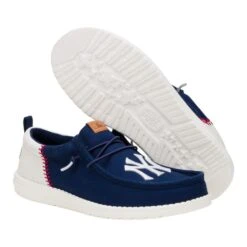 MLB Yankees™ Wally Funk - Yankees Navy/White -Hey Dude Store 43608 462 WALLYFUNKMLBYANKEES NAVYWHITE PAIR BOTTOM
