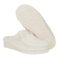 Wendy Slipper - Cozy Egret -Hey Dude Store 44170 0LA WENDYSLIPPER EGRET PAIR BOTTOM