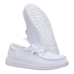 Wendy Funk Mesh Shoelry - White -Hey Dude Store 44242 100 WENDYFUNKMESHSHOELRY WHITE PAIR BOTTOM conversion1