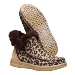 Camden Brushed Leopard Cozy - Leopard -Hey Dude Store 44279 90L CAMDENBRUSHEDLEOPARDCOZY LEOPARD PAIR BOTTOM conversion1
