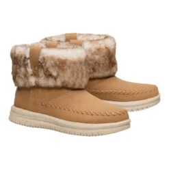 Camden Cuff Classic Cozy - Cognac 15 Camden Cuff Classic Cozy - Cognac -Hey Dude Store 44283 21N CAMDENCUFFCLASSICCOZY COGNAC PAIR conversion1