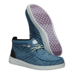 Wally Mid Gripr Washed Quilt - Stormy Blue/Multi -Hey Dude Store 44295 4YH WALLYMIDGRIPRWASHEDQUILT STORMYBLUEMULTI PAIR BOTTOM conversion1