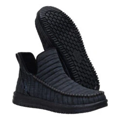 Camden Quilted - Black/Black 11 Camden Quilted - Black/Black -Hey Dude Store 44607 060 CAMDENQUILTED BLACKBLACK PAIR BOTTOM conversion1