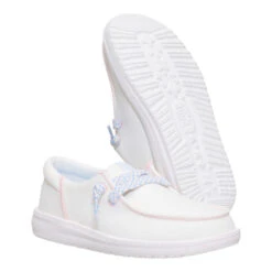 Wendy Funk Youth Friendship Lace - Cream -Hey Dude Store 44616 13R WENDYFUNKYFRIENDSHIPLACE CREAM PAIR BOTTOM conversion1