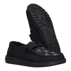 Wendy Star Stud - Black/Black -Hey Dude Store 44619 060 WENDYSTARSTUD BLACKBLACK PAIR BOTTOM conversion1