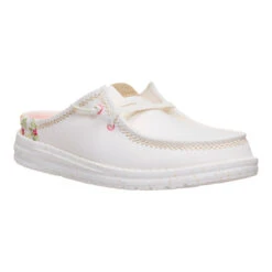 Wendy Slip Embroidered Floral - Off White -Hey Dude Store 44629 1LB WENDYSLIPEMBROIDEREDFLORAL OFFWHITE 3QTR conversion1