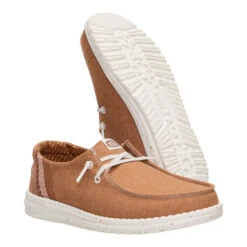 Wendy Break Brushed Linen - Chestnut -Hey Dude Store 44709 211 WENDYBREAKBRUSHEDLINEN CHESTNUT PAIR BOTTOM conversion1