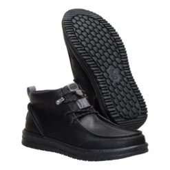 Bradley Chukka Classic - Black/Grey -Hey Dude Store 44864 097 BRADLEYCHUKKACLASSIC BLACKGREY PAIR BOTTOM conversion1