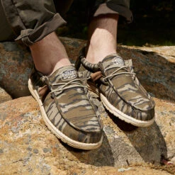 Wally Mossy Oak® Original - Bottomland® -Hey Dude Store PDP ALT 8